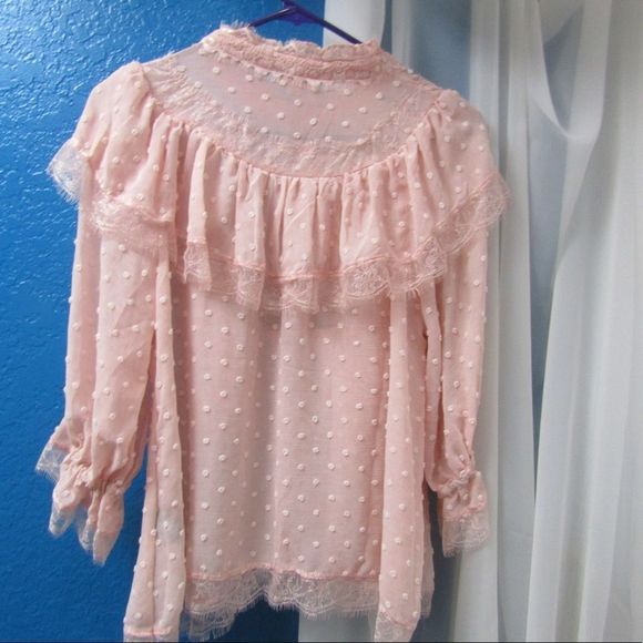 Swiss dot pink ruffle blouse with front buttons and lace detail - Picture 5 of 13